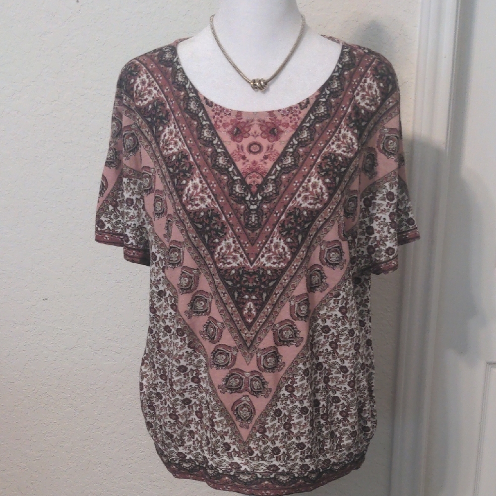 Lucky Brand Women's Short Sleeve Maroon, Pink & Green Floral Top. Size L